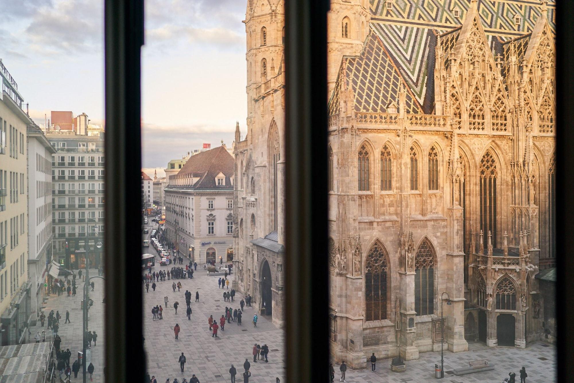 Do&Co Hotel Viyana Dış mekan fotoğraf View from the window of the Vienna University of Economics and Business